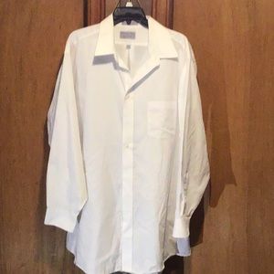 👔Men’s white dress shirt